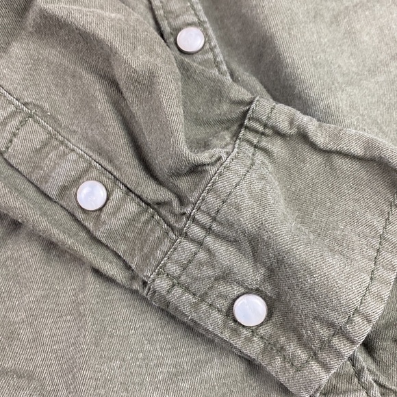 Tractr Olive Green Button Down Shirt- M 10/12 - Picture 7 of 13
